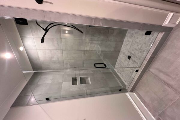 image_67171841-scaled-600x400